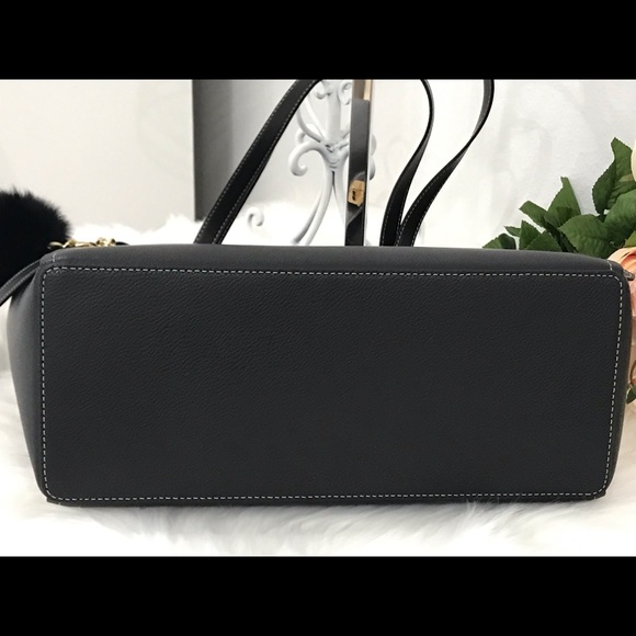 🌷Authentic MICHAEL KORS Black Shoulder Tote Set🌷 - Picture 6 of 8